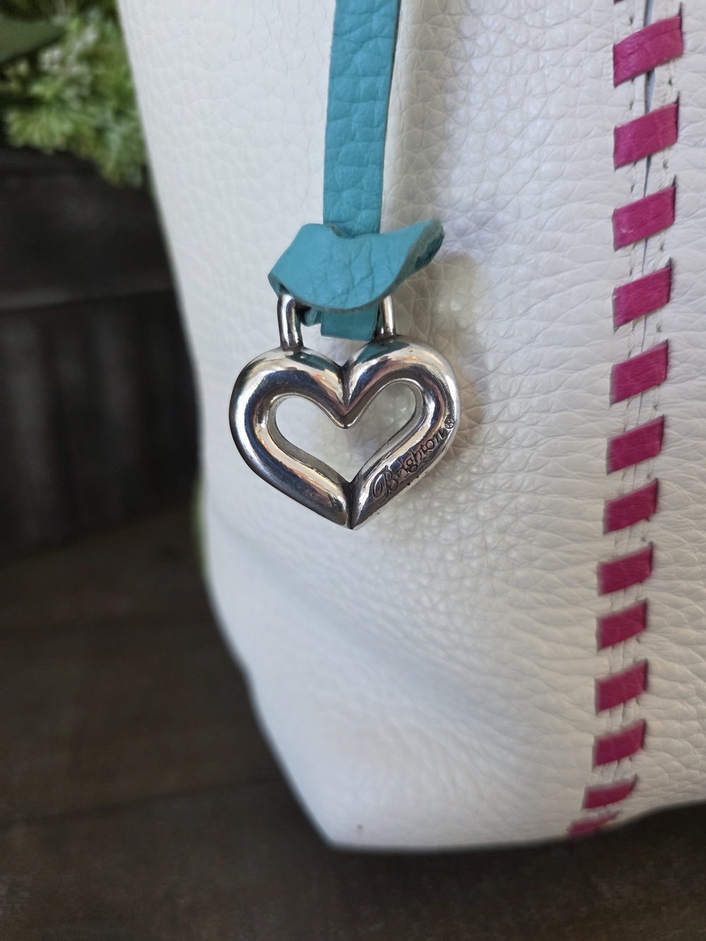 Brighton White Leather Tote Whipstitch Detail Floral Lining Heart Charm - Picture 6 of 13